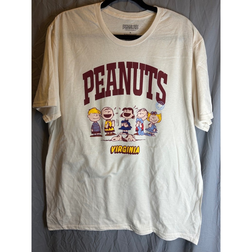 Peanuts Virginia Graphic T-Shirt Mens Large Cream Charlie Brown Snoopy Gang Tee